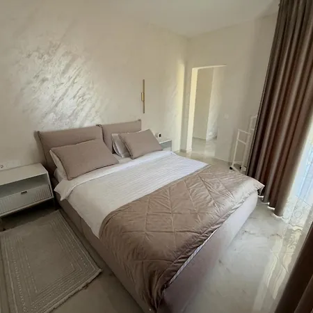 Viktoria * Lazeshchyna